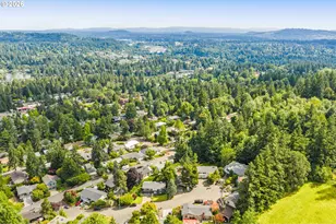 1662 Fircrest Dr, Lake Oswego, OR 97034 - Photo 35