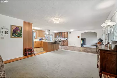 13445 Gaffney Ln, Oregon City, OR 97045 - Photo 5