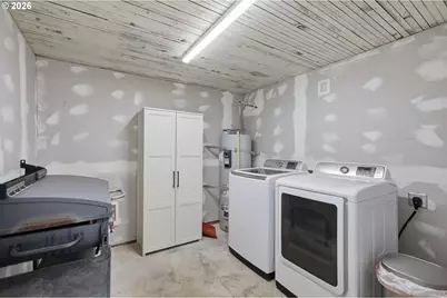 1310 Washington Aly, Eugene, OR 97401 - Photo 37