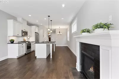 7456 N Stockton Ave, Portland, OR 97203 - Photo 21