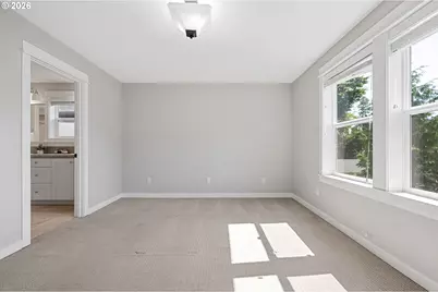 7456 N Stockton Ave, Portland, OR 97203 - Photo 23