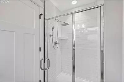 7456 N Stockton Ave, Portland, OR 97203 - Photo 27