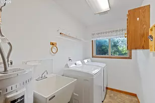 1420 SW Fairway Dr, Waldport, OR 97394 - Photo 33