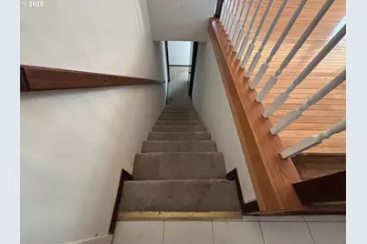 6571 Oakridge Dr, Gladstone, OR 97027 - Photo 25