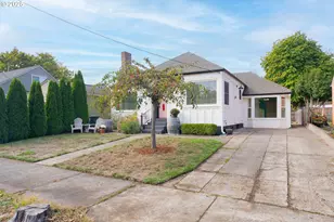 1908 Grant St, Vancouver, WA 98660 - Photo 3