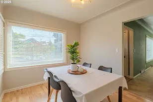 1908 Grant St, Vancouver, WA 98660 - Photo 11