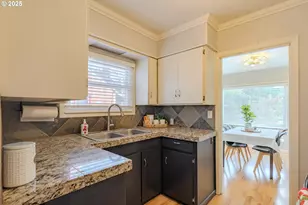 1908 Grant St, Vancouver, WA 98660 - Photo 13