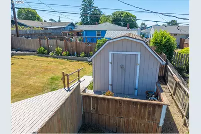 1960 Lincoln St, North Bend, OR 97459 - Photo 31