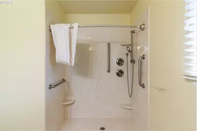 515 SE 6th St, Hermiston, OR 97838 - Photo 43