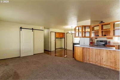 515 SE 6th St, Hermiston, OR 97838 - Photo 7