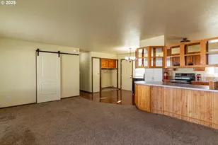 515 SE 6th St, Hermiston, OR 97838 - Photo 7