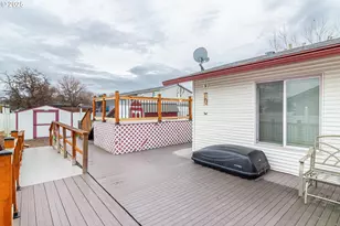 515 SE 6th St, Hermiston, OR 97838 - Photo 13