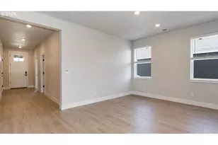 2224 Veneta Ave S, Salem, OR 97306 - Photo 9