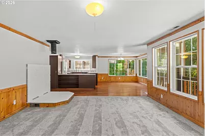 1910 Ash St, North Bend, OR 97459 - Photo 23
