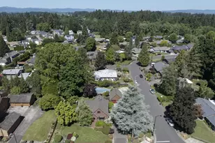 809 NE Jackson School Rd, Hillsboro, OR 97124 - Photo 35