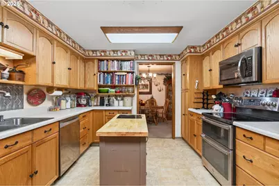 58845 Hovland Way, Saint Helens, OR 97051 - Photo 15