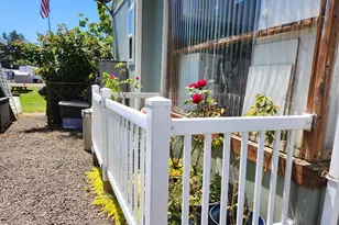 105 Beach Blvd, Winchester Bay, OR 97467 - Photo 5