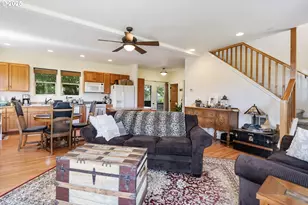 1105 29th St, Hood River, OR 97031 - Photo 29