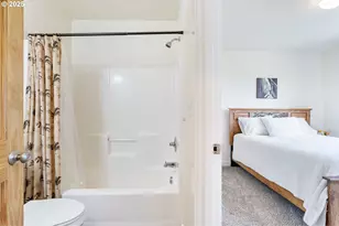 1105 29th St, Hood River, OR 97031 - Photo 21