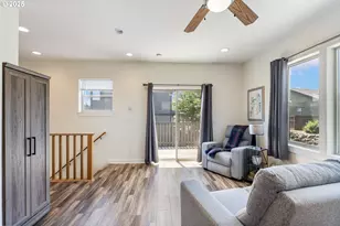 1105 29th St, Hood River, OR 97031 - Photo 7