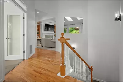 2097 SW Nancy Dr, Gresham, OR 97080 - Photo 3