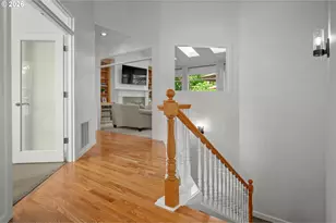 2097 SW Nancy Dr, Gresham, OR 97080 - Photo 3