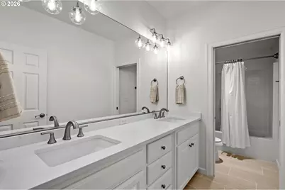2097 SW Nancy Dr, Gresham, OR 97080 - Photo 35