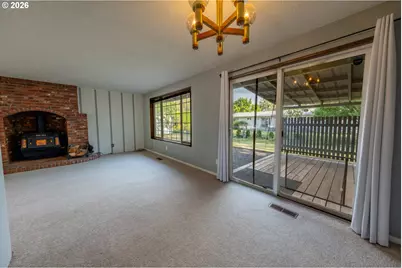 10107 Emily Dr, Island City, OR 97850 - Photo 13