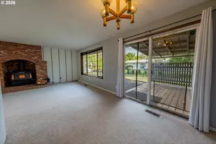 10107 Emily Dr, Island City, OR 97850 - Photo 13