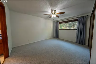 10107 Emily Dr, Island City, OR 97850 - Photo 31