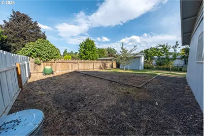 10107 Emily Dr, Island City, OR 97850 - Photo 43