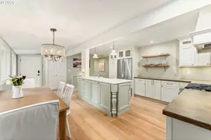 676 9th St, Lake Oswego, OR 97034 - Photo 11