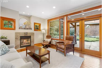 909 Nina Ln, Hood River, OR 97031 - Photo 7