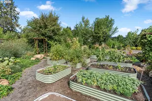 909 Nina Ln, Hood River, OR 97031 - Photo 31