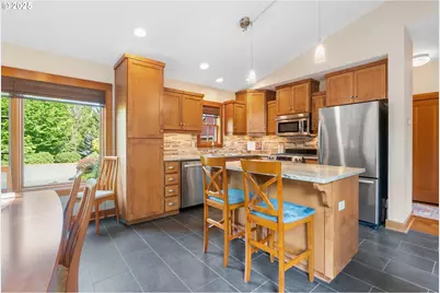 909 Nina Ln, Hood River, OR 97031 - Photo 9