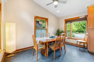 909 Nina Ln, Hood River, OR 97031 - Photo 13