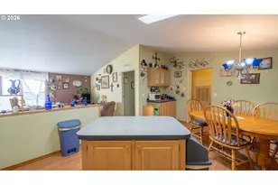 1361 Private Dr, Coquille, OR 97423 - Photo 17