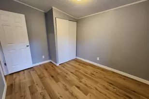 1819 SE Orient Dr, Gresham, OR 97080 - Photo 11