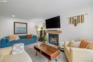 4617 SW Pomona St, Portland, OR 97219 - Photo 7