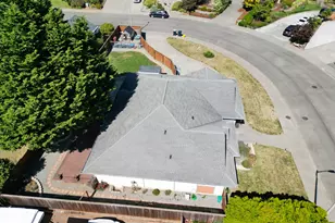 872 Jodee Ln, Brookings, OR 97415 - Photo 37