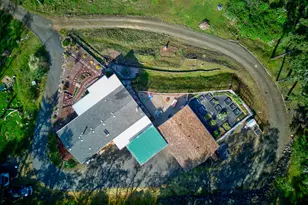 1160 Cleveland Loop Dr, Roseburg, OR 97471 - Photo 45