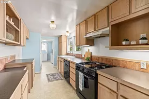 84 W 27th Ave, Eugene, OR 97405 - Photo 9