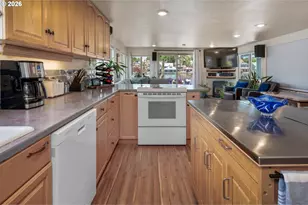 429 N Bridgeton Rd, Portland, OR 97217 - Photo 13