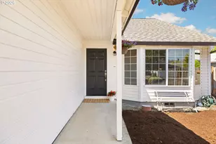 13145 SW Shore Dr, Tigard, OR 97223 - Photo 5