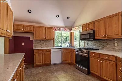 15329 SW Sunset Blvd, Sherwood, OR 97140 - Photo 15