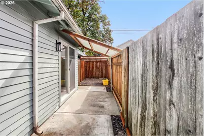 4414 SE 64th Ave, Portland, OR 97206 - Photo 31