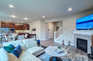 15566 SW Wren Ln, Beaverton, OR 97007 - Photo 7