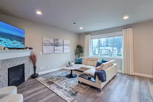 15566 SW Wren Ln, Beaverton, OR 97007 - Photo 5