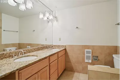 4460 SW Scholls Ferry Rd #3, Portland, OR 97225 - Photo 21