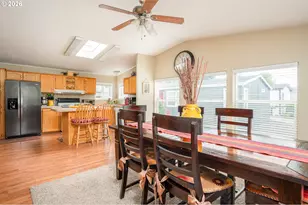 1949 SE Palmquist Rd, Gresham, OR 97080 - Photo 15